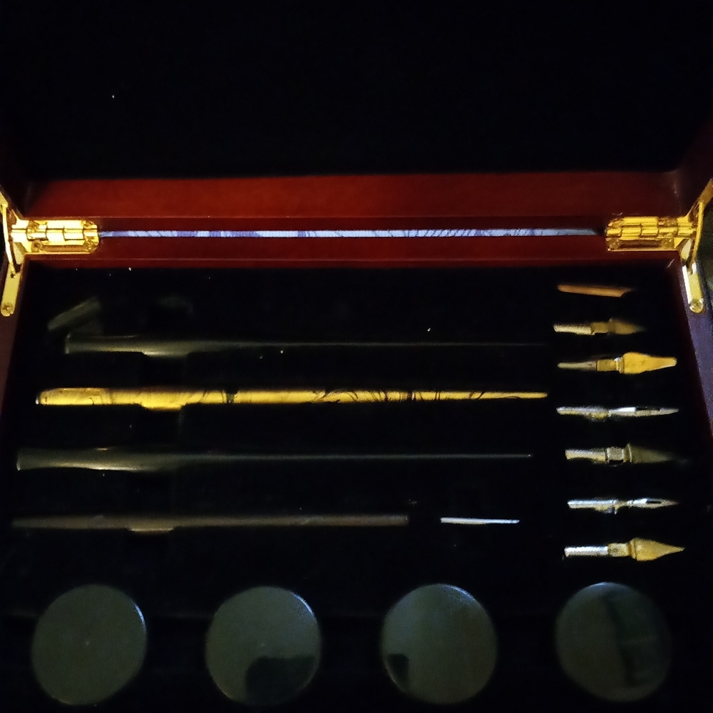 Calligraphy collectors set